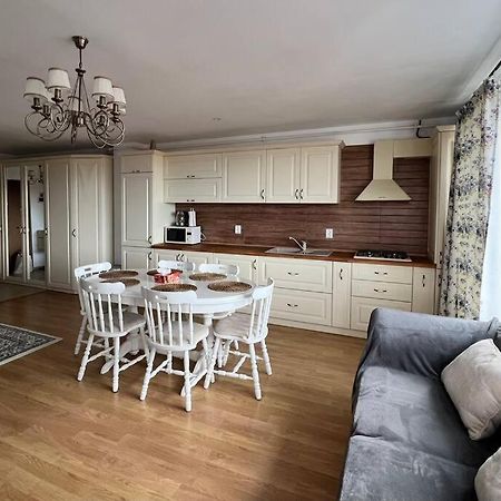 Central Apartment With Panoramic View Брашов Екстериор снимка