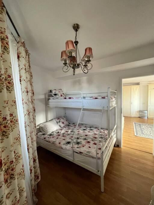 Central Apartment With Panoramic View Брашов Екстериор снимка