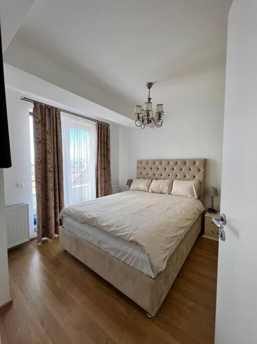 Central Apartment With Panoramic View Брашов Екстериор снимка